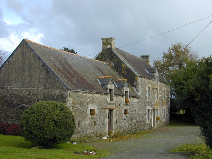 Ferme, Kerbellec (Pluméliau fusionnée en Pluméliau-Bieuzy en 2019)