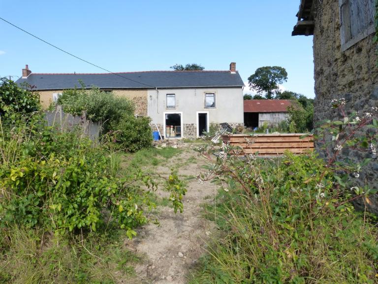 Écart, Bazouges-sous-Hédé, la Lande ès Glets (Bazouges-sous-Hédé fusionnée avec Hédé pour former la commune de Hédé-Bazouges en 2009)
