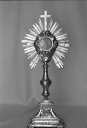 Ostensoir (1), prieuré de chanoines réguliers de Saint-Augustin, de génovefains puis église paroissiale Saint-Pierre, Saint-Paul (Bazouges-la-Pérouse)