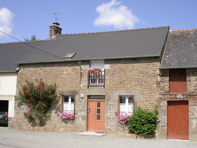 Maison, le Mesnil des Aulnays (Plerguer)
