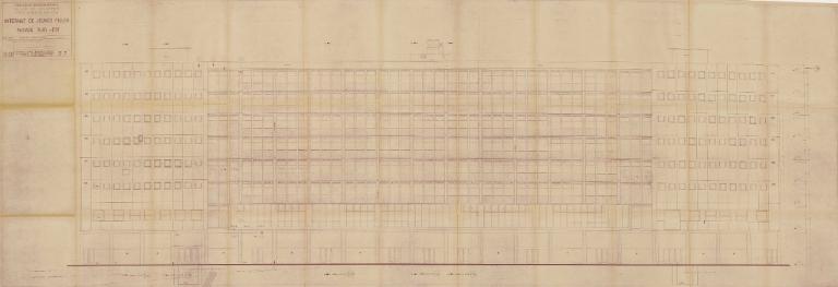 Les bâtiments de l'internat de 1958, du Lycée Auguste Brizeux, 6 rue Bourg-les-Bourgs (Quimper)