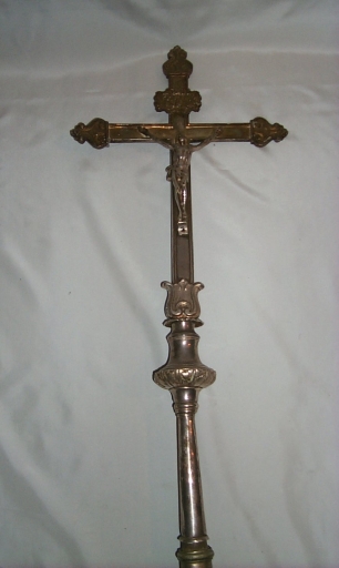 Croix de procession & sa hampe