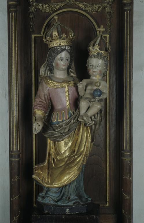 Statue de procession : Vierge à l'Enfant, dite Notre-Dame des fleurs, chapelle Saint-Mélec (Lanouée fusionnée en Forges de Lanouée en 2019)