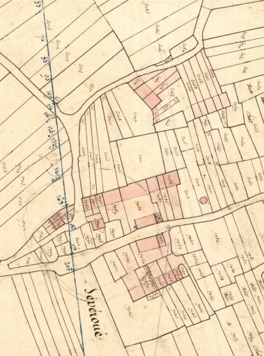 Alignement de logis, le Sévéroué (Saint-Just)