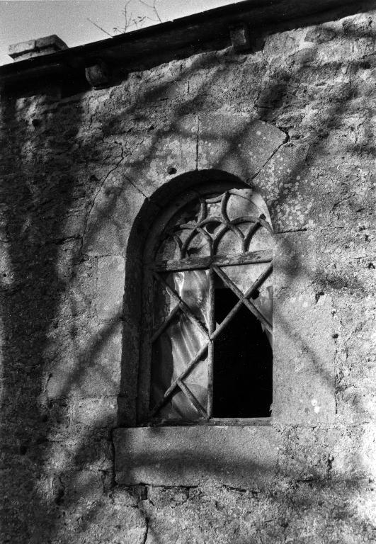 Chapelle Saint-Pierre et sa croix, Saint-Pierre (Saint-Lormel)