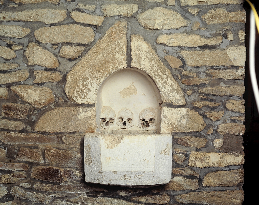 Bénitier, chapelle Saint-Martin (Sarzeau)