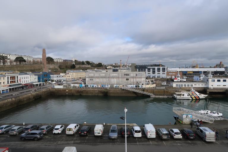 1er bassin, port de commerce (Brest)