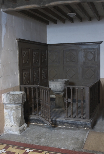 Clôture des fonts baptismaux