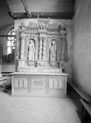 Retables (2), gradins d'autel (2) (retable architecturé à niche), chapelle et fontaine Saint-Urlo (Lanvénégen)